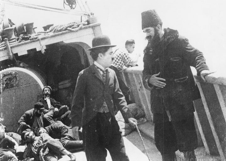 Chaplin y sus aventuras en plena traves&iacute;a